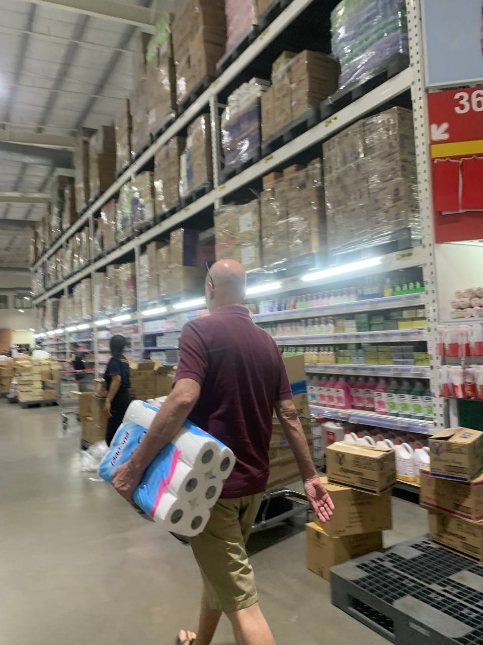 Modern Trade distribution featuring BJC FMCG products at Makro Market by Da Houg Heng Enterprise (Image 30)